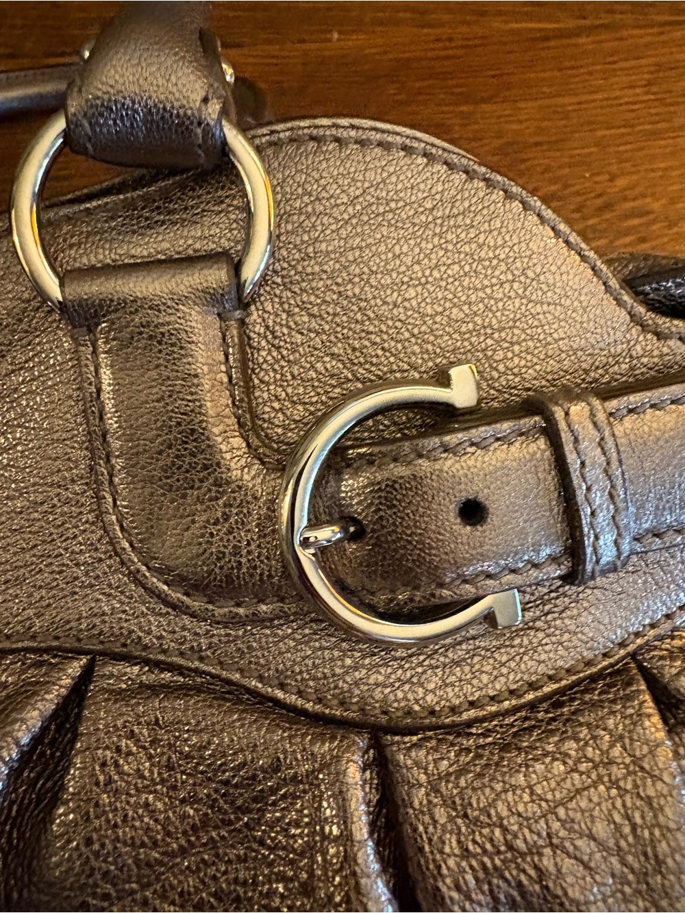 Salvatore Ferragamo Vintage Metallic Platinum/Silver Marisa Bag Gancini Leather - Picture 7 of 14
